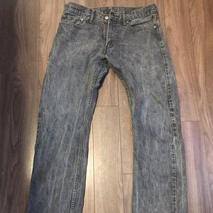 Men’s Levi’s 514’s